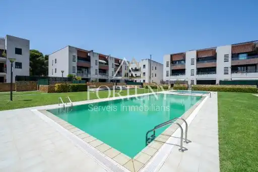 Exterior view of Flat for sale in Cambrils  with Air Conditioner and Swimming Pool