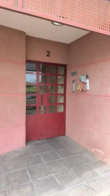 Ground floor with pool for sale in Calle Antonio Chacón Ferral 2, imagen 3
