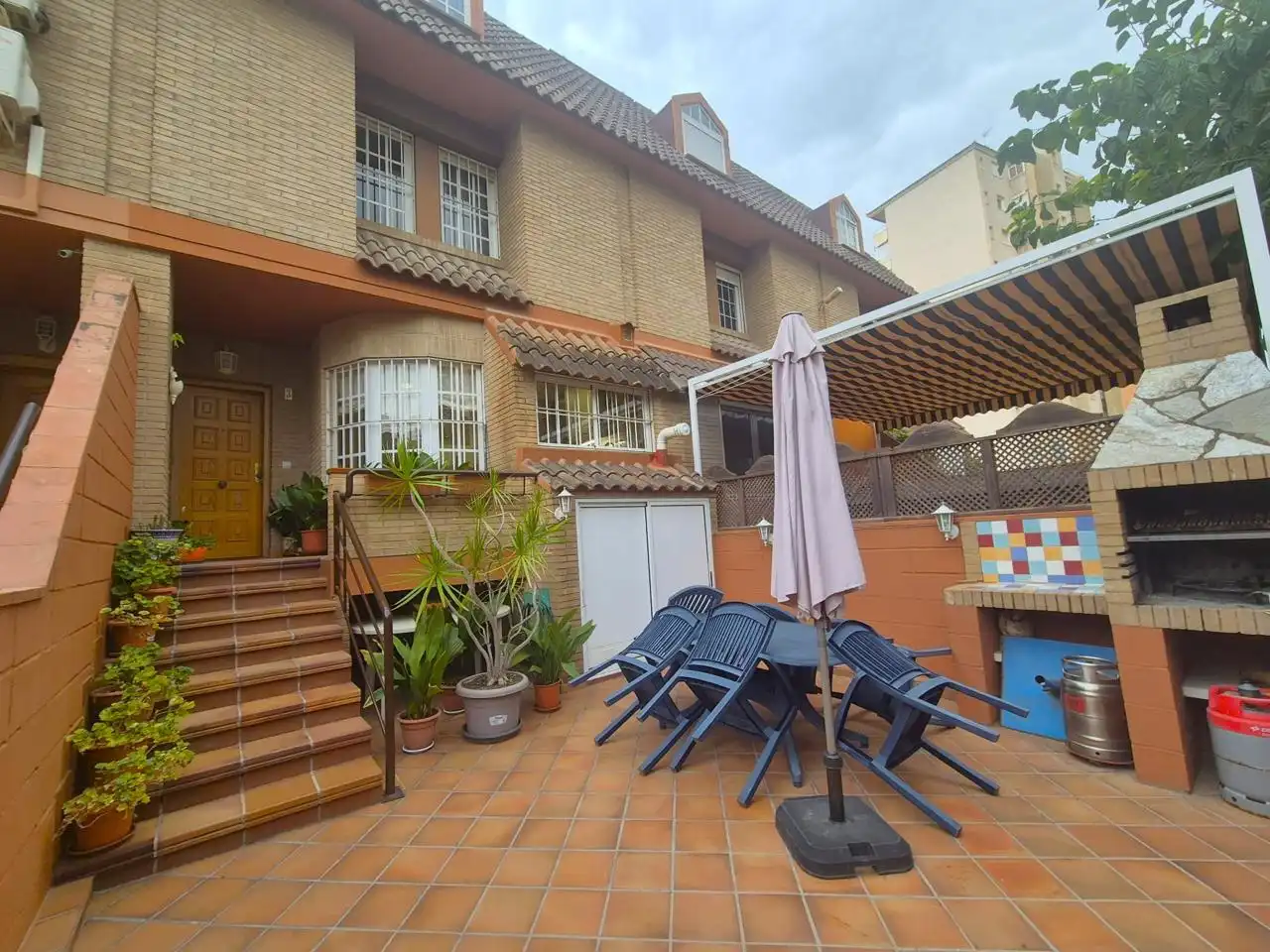Terrassa de Casa o xalet en venda en Alicante / Alacant amb Aire condicionat, Jardí privat i Terrassa