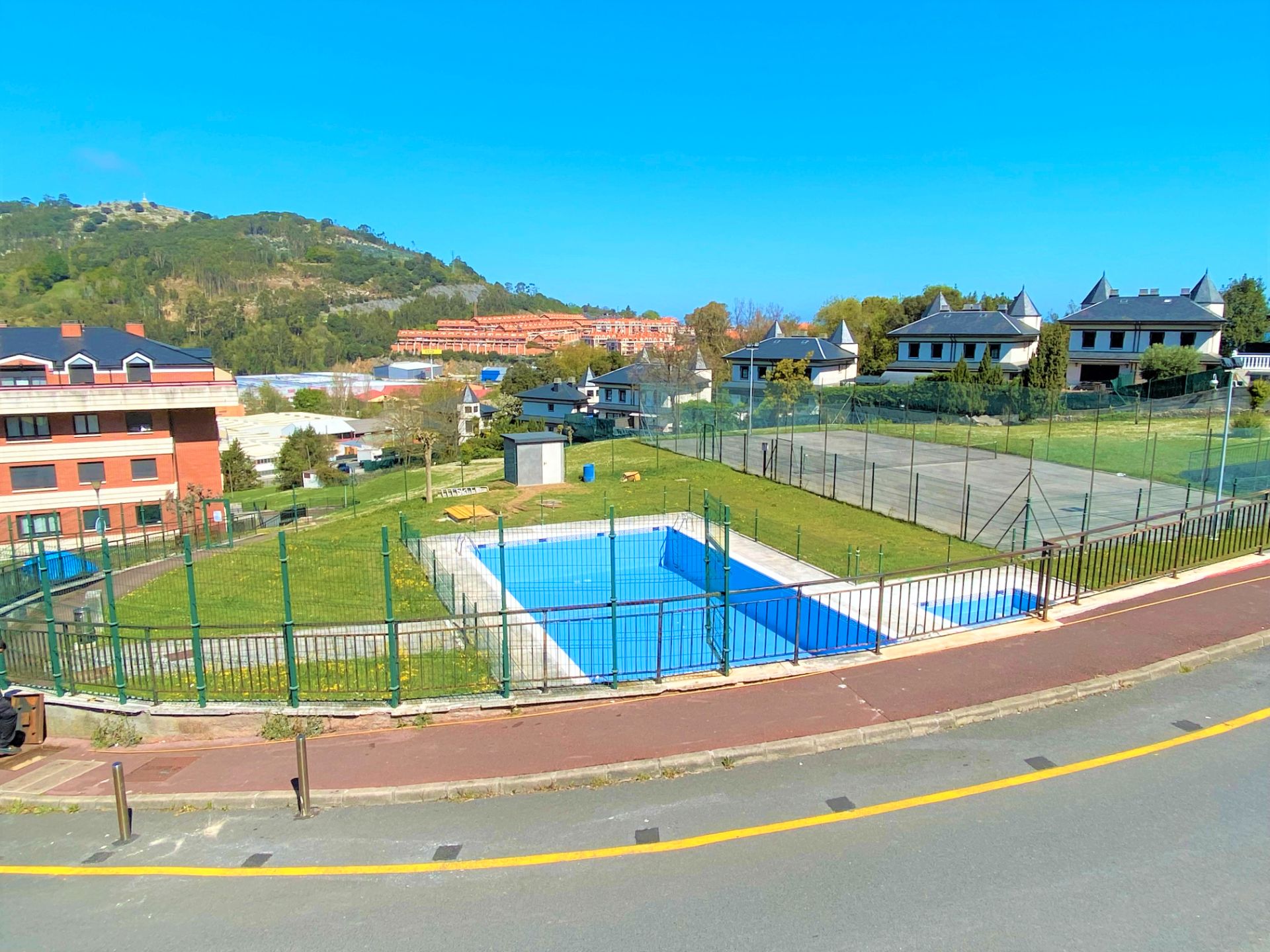 Swimming pool of Attic for sale in Castro-Urdiales  with Heating, Parquet flooring and Terrace