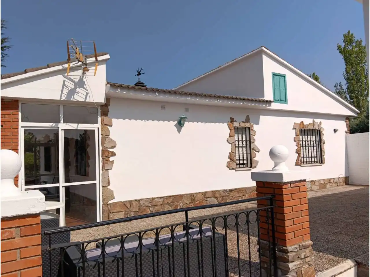 Exterior view of Country homes for sale in Valdunciel  with Air Conditioner, Heating and Private garden