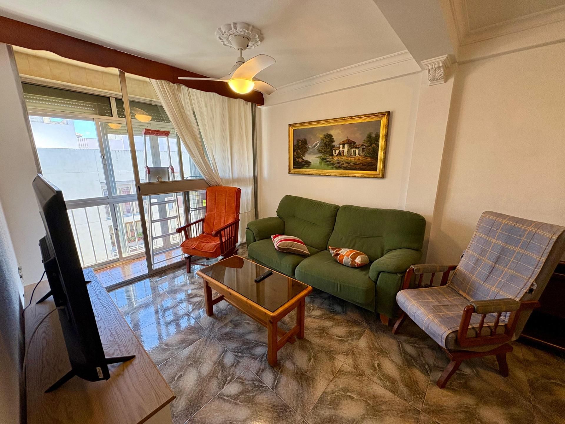 Sala d'estar de Pis en venda en Puerto Real amb Terrassa i Balcó