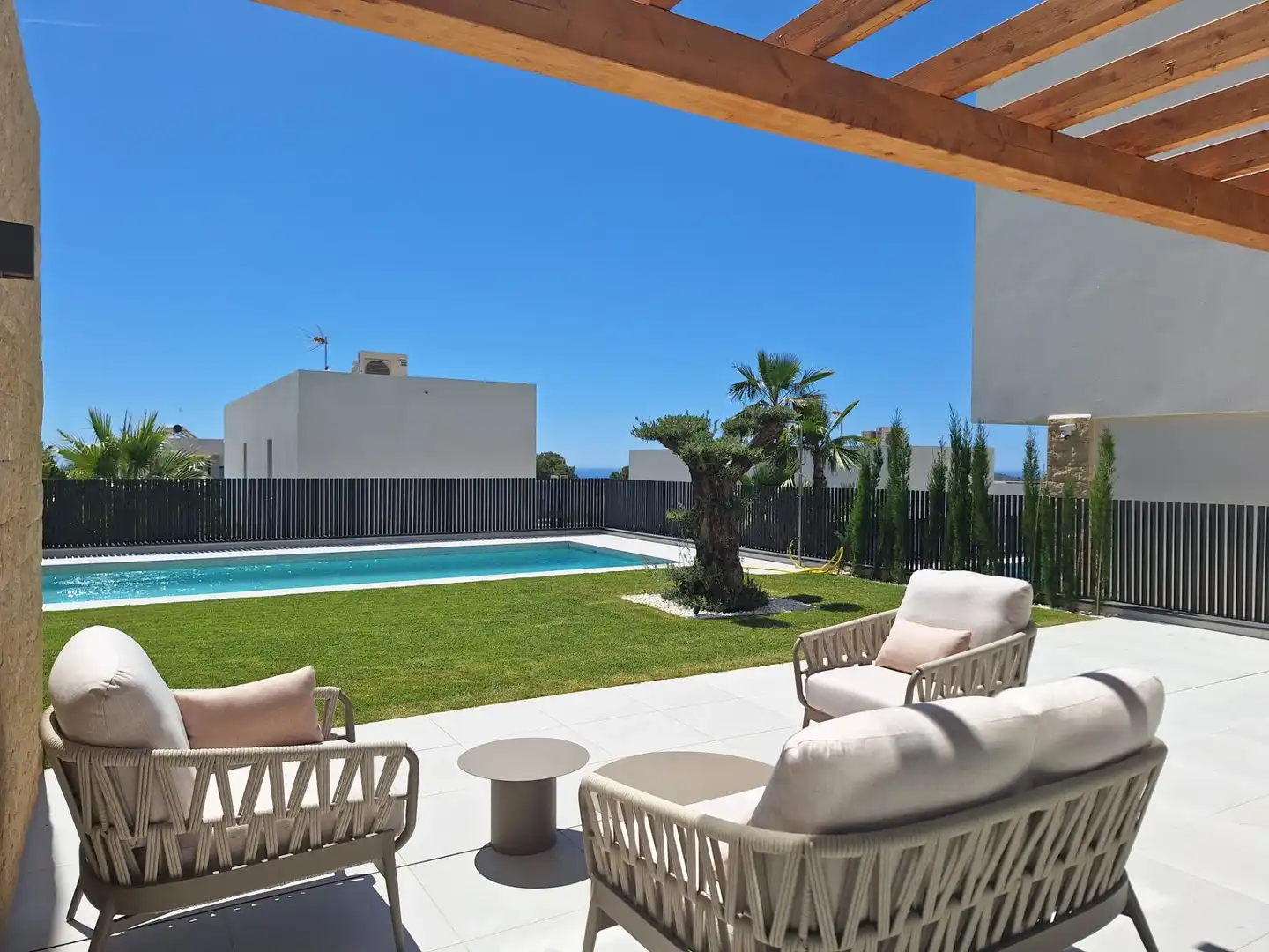 Chalet con piscina en venta en Golf Bahía, imagen 27