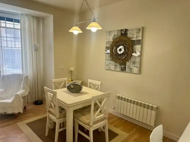 Esszimmer von Wohnung zum Verkauf in Burgos mit Heizung, Parkett und Möbliert