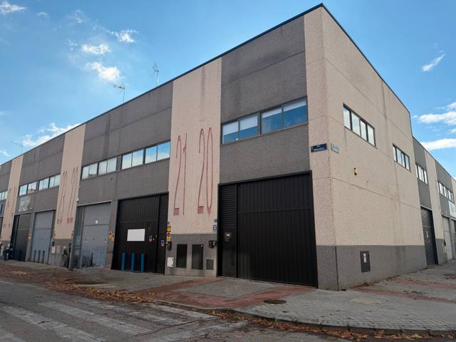 Nave industrial en Alquiler en Calle Pedrezuela, 19 en Campodón - Ventorro del Cano