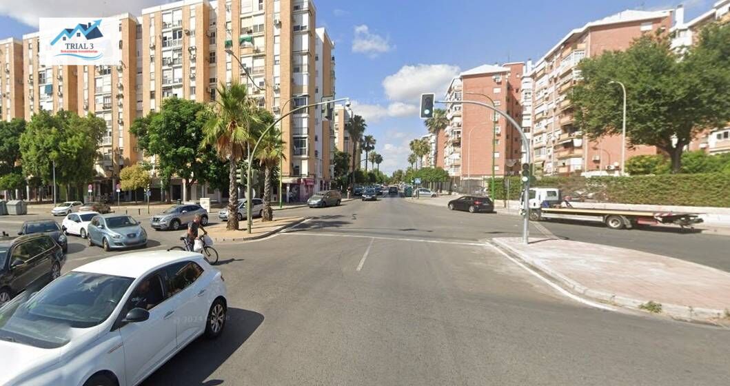 Vista exterior de Piso en venta en  Sevilla Capital