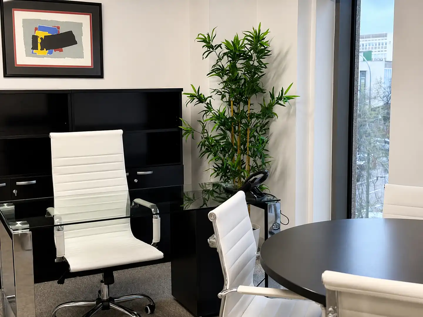 Büro zur Miete in Madrid mit Klimaanlage, Heizung und Möbliert