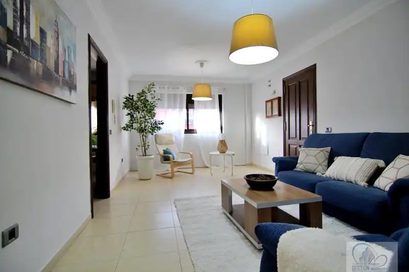 Living room of Flat for sale in San Cristóbal de la Laguna  with Terrace, Storage room and Furnished