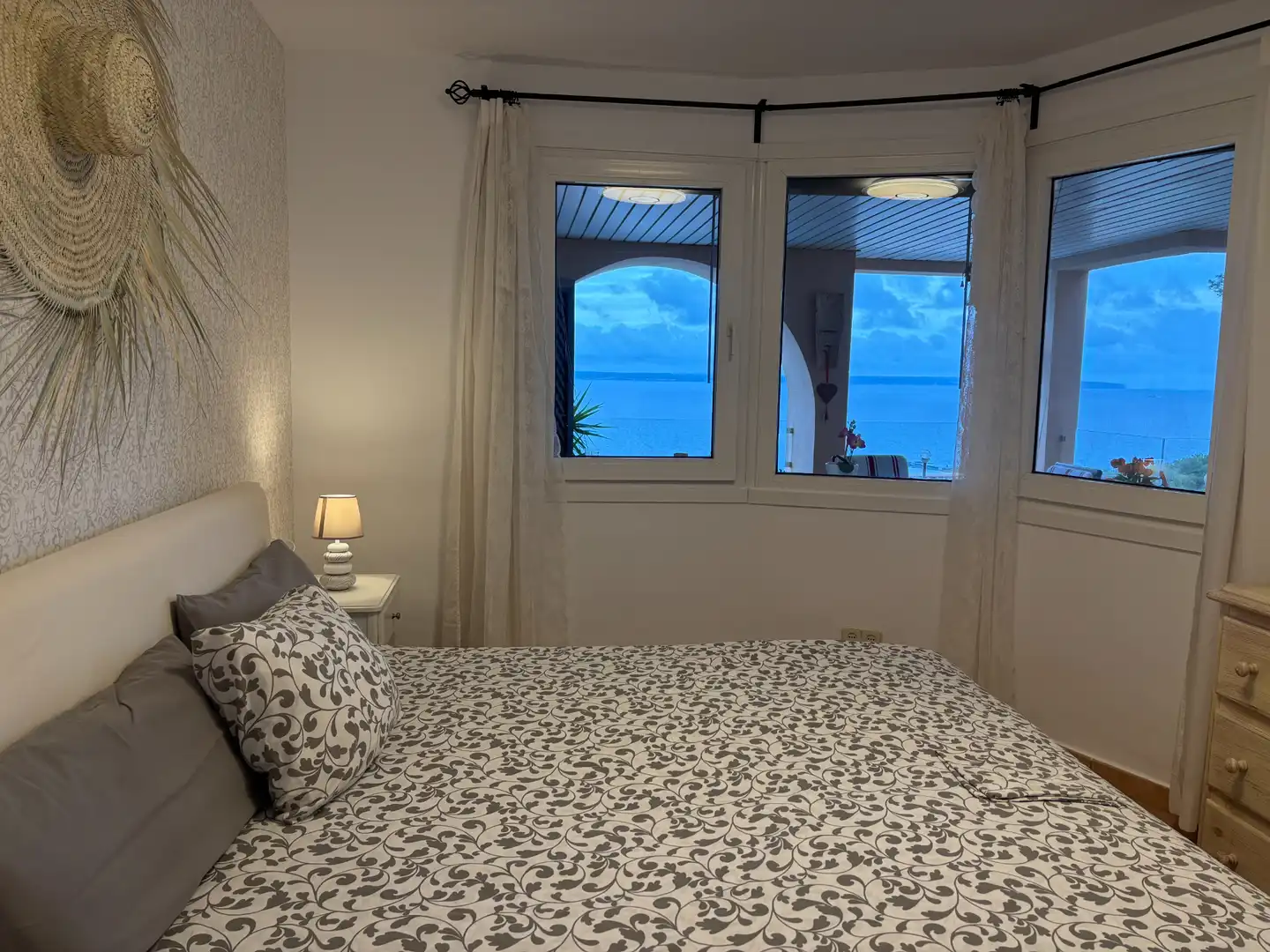 Flat for rent in Passeig Illetes, Cas Català - Illetes