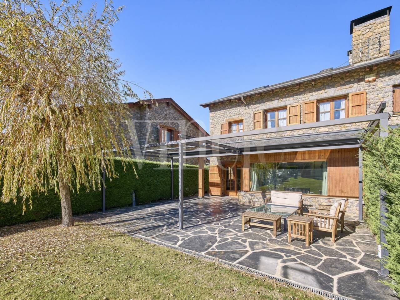 Vista exterior de Casa o xalet de lloguer en Prats i Sansor amb Calefacció, Jardí privat i Parquet