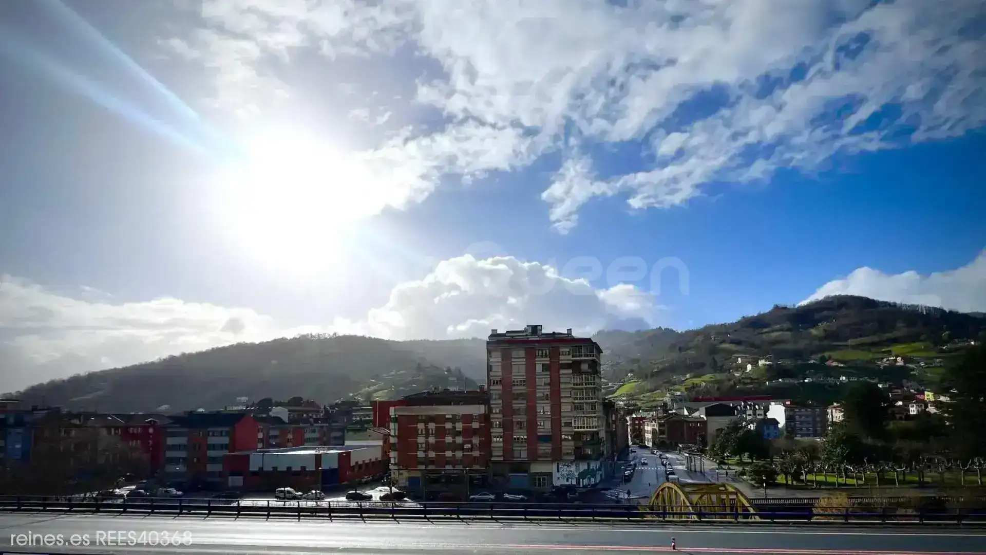 Vista exterior de Piso en venta en San Martín del Rey Aurelio