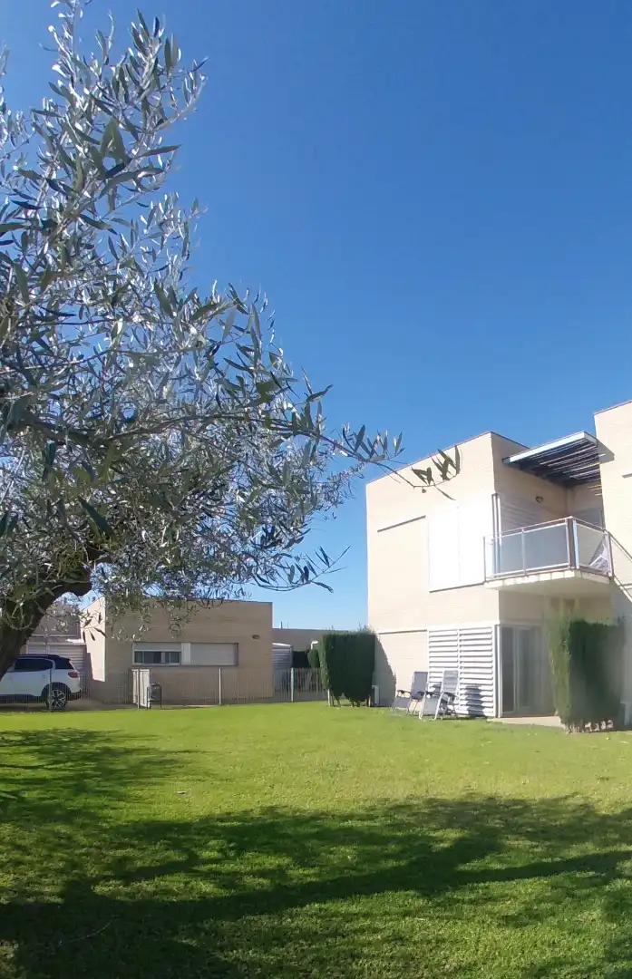 Vista exterior de Planta baixa en venda en L'Ampolla amb Aire condicionat, Calefacció i Forn