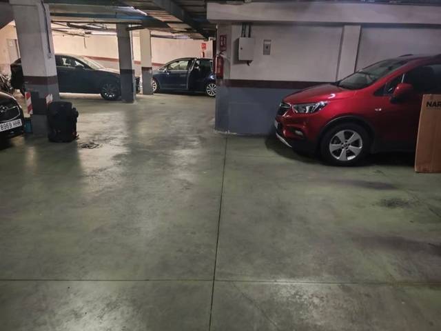 Garaje en Venta en Calle de la Oliva, 11 en Estación