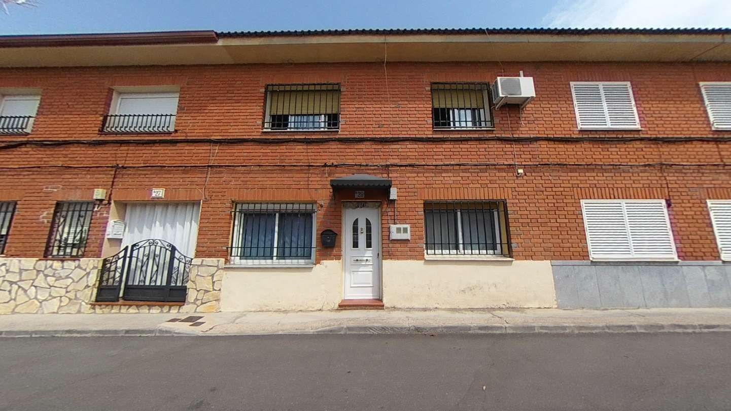 Exterior view of Single-family semi-detached for sale in Ajofrín  with Air Conditioner and Heating