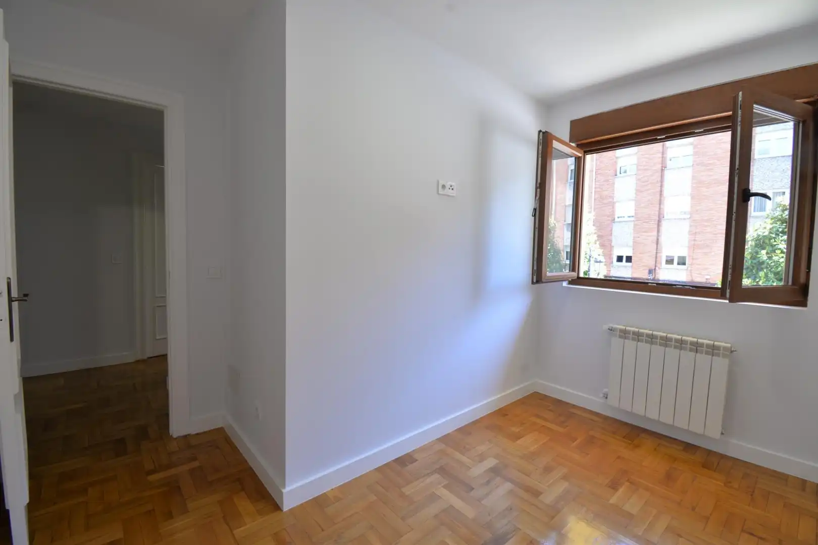 Bedroom of Houses for rent in Oviedo   with Terrace and Storage room