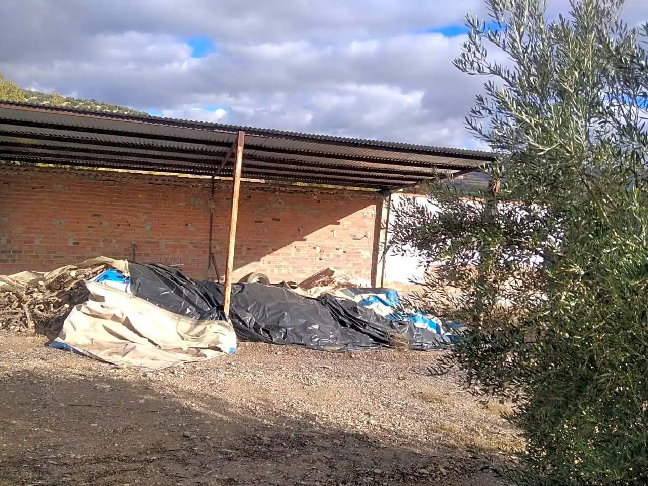 Finca rústica en venta en Benalúa de las Villas con Jardín privado, Terraza y Trastero