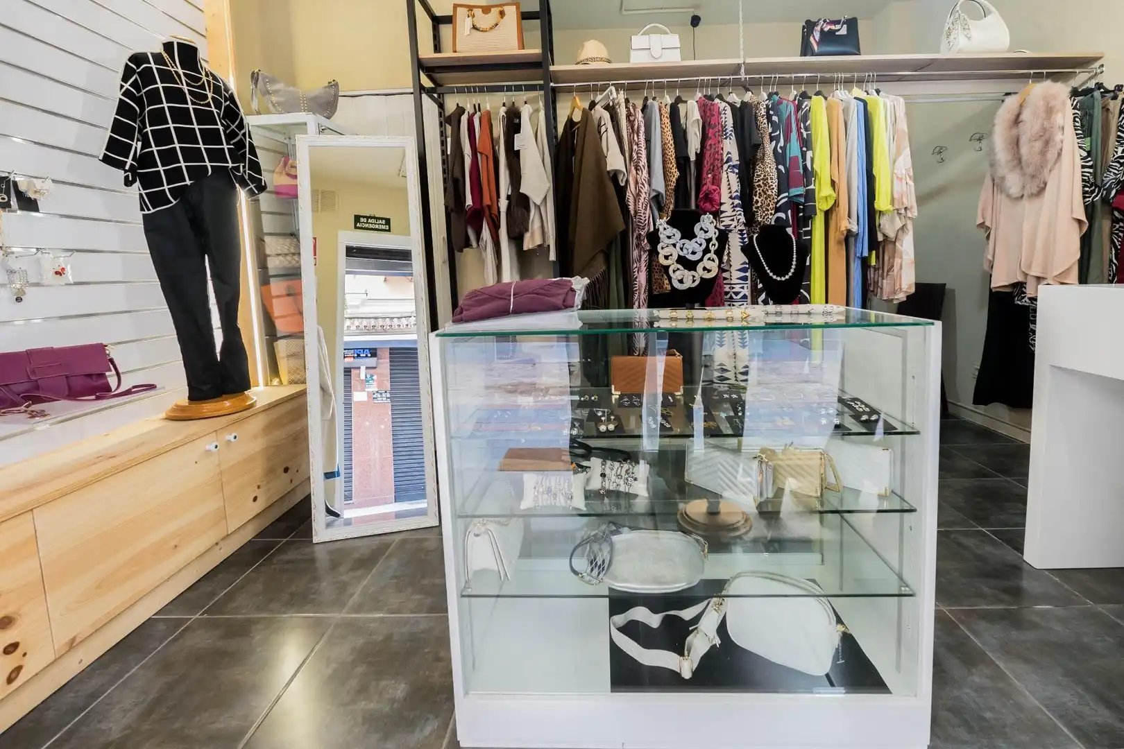 Local en traspaso en Fuengirola