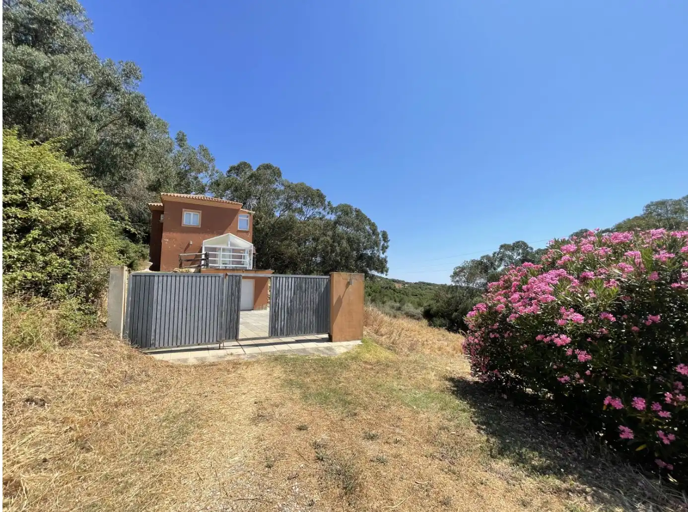 Houses for sale in Algeciras  with Private garden, Terrace and Furnished