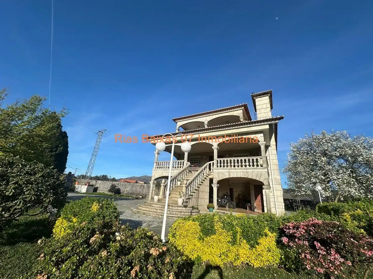 House with garden for sale in Mos, imagen 9