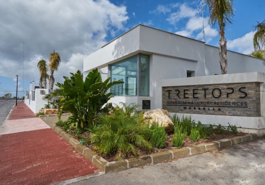 Exterior view of Flat for sale in Marbella  with Terrace, Storage room and Swimming Pool