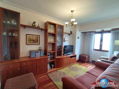 Living room of Flat for sale in Sestao   with Heating, Parquet flooring and Furnished