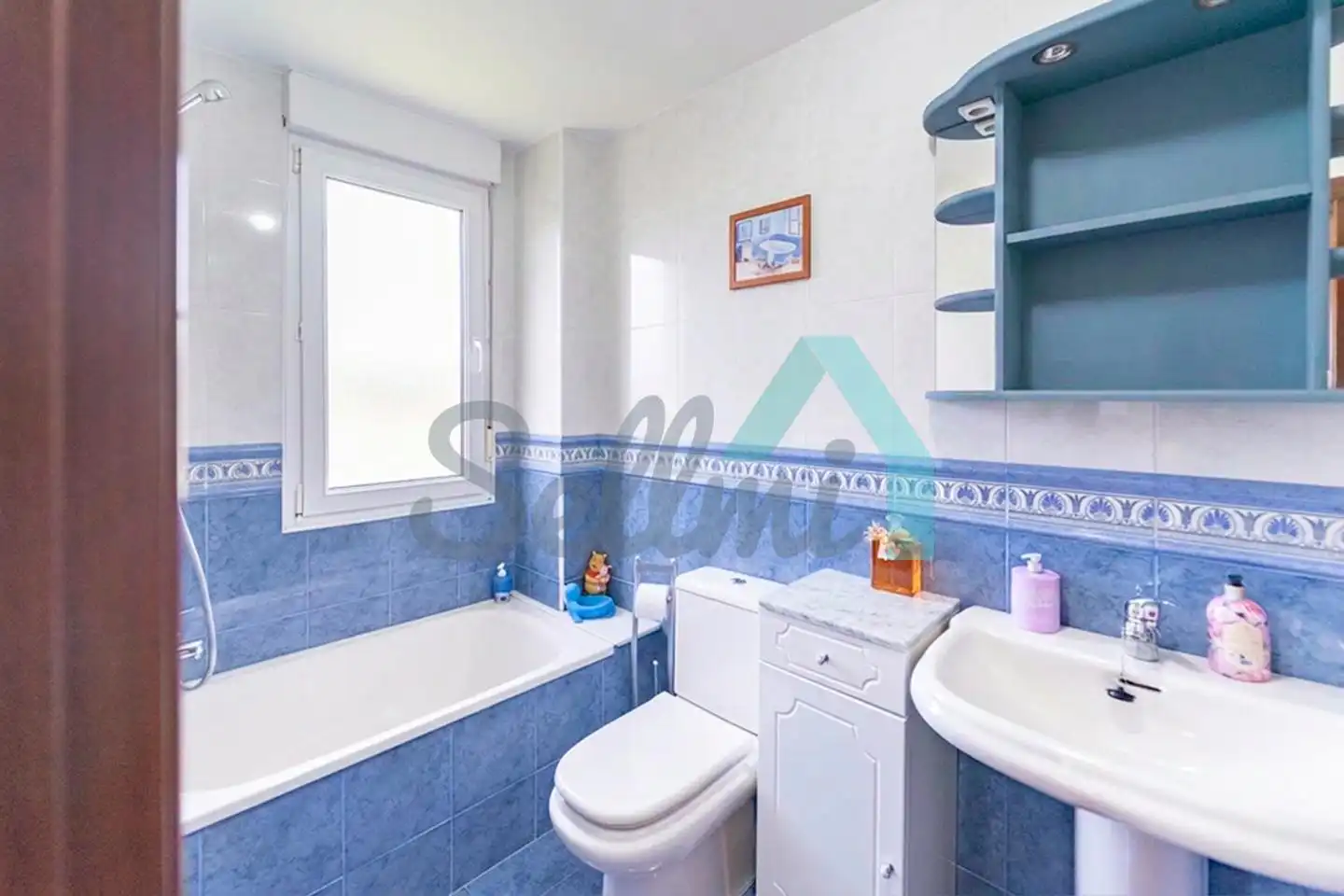 Bathroom of Flat for sale in Cangas de Onís  with Heating and Terrace