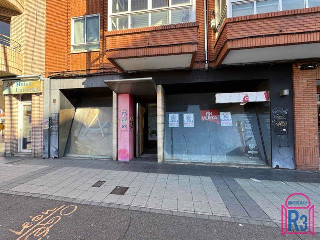 Local comercial en Alquiler en Corredera en San Claudio - La Chantría