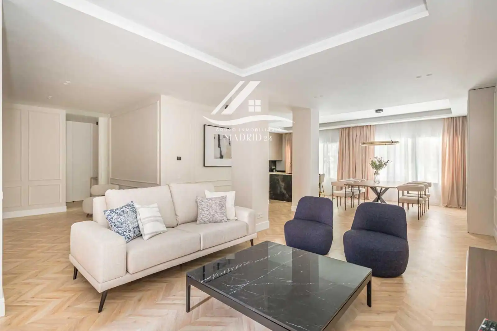 Piso con ascensor en venta en Príncipe de Vergara