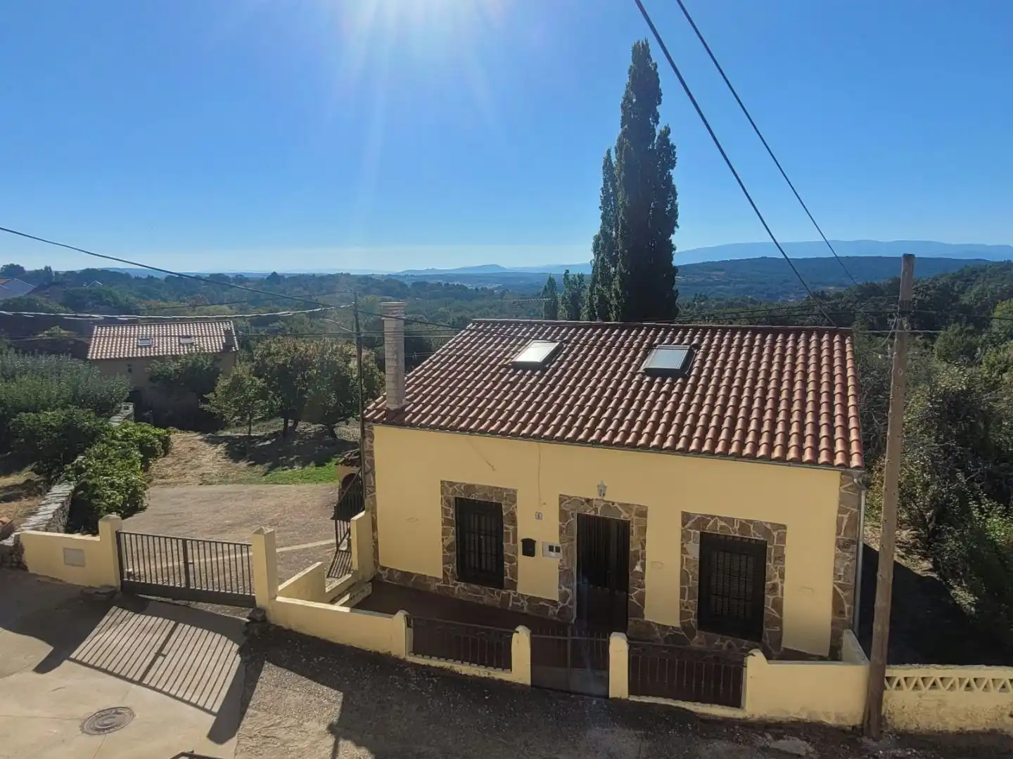 Vista exterior de Casa o chalet en venta en El Tornadizo  con Jardín privado, Terraza y Trastero