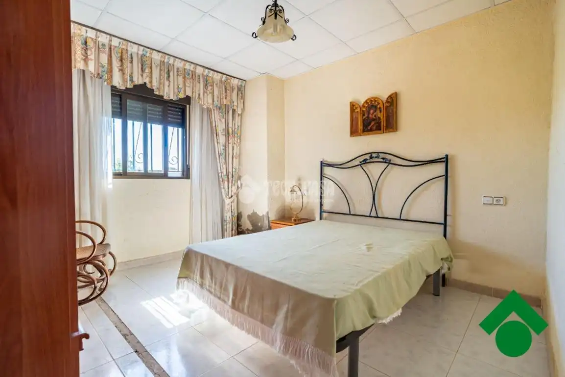 Habitación de Finca rústica en venta en Santa Fe con Aire acondicionado
