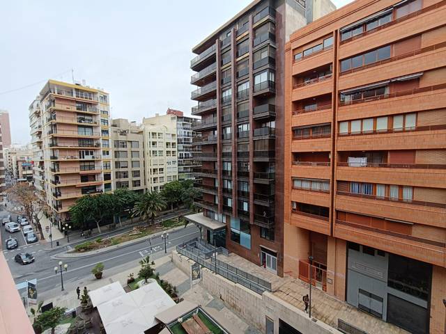 Piso en Venta en Casco Antiguo - Sta. Cruz - Ayuntamiento