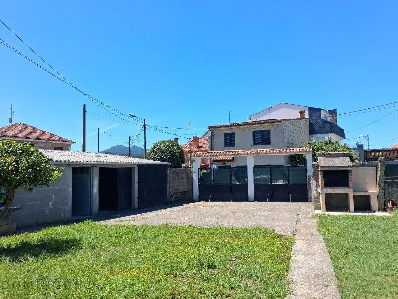 Parking de Casa o chalet en venta en Vigo  con Calefacción y Jardín privado