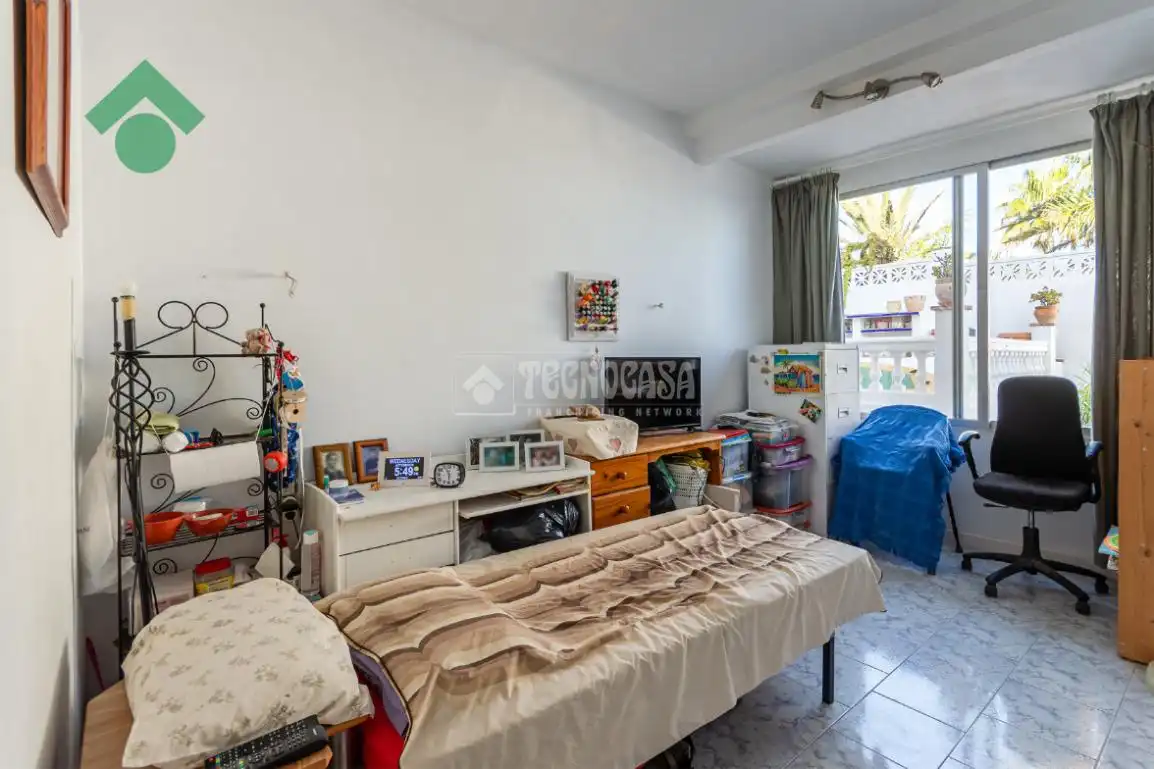 Dormitori de Casa o xalet en venda en Almuñécar amb Terrassa, Piscina i Balcó