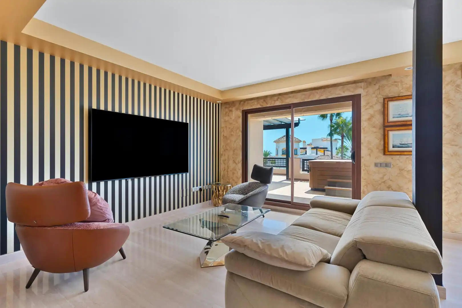 Penthouse with pool for sale in Nueva Andalucía, imagen 8