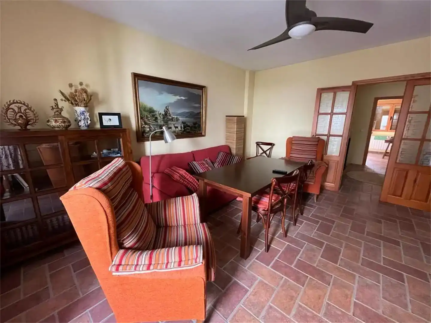 Sala d'estar de Casa adosada en venda en Torres