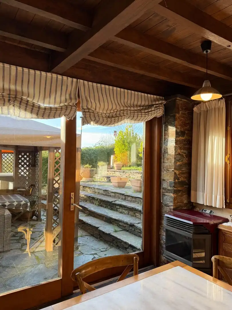 Finca rústica en venta en Monfero con Calefacción, Jardín privado y Amueblado