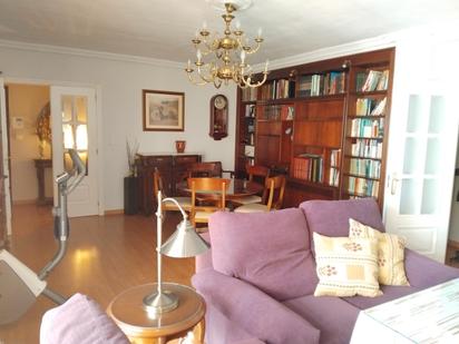 Living room of Flat for sale in Algeciras  with Parquet flooring, Terrace and Furnished