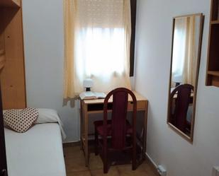 Bedroom of Apartment to share in Granollers