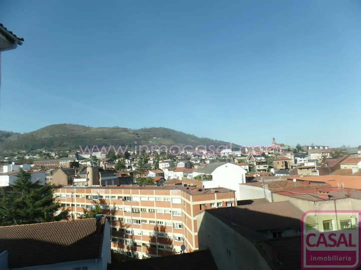 Exterior view of Flat for sale in Oviedo   with Heating, Terrace and Furnished