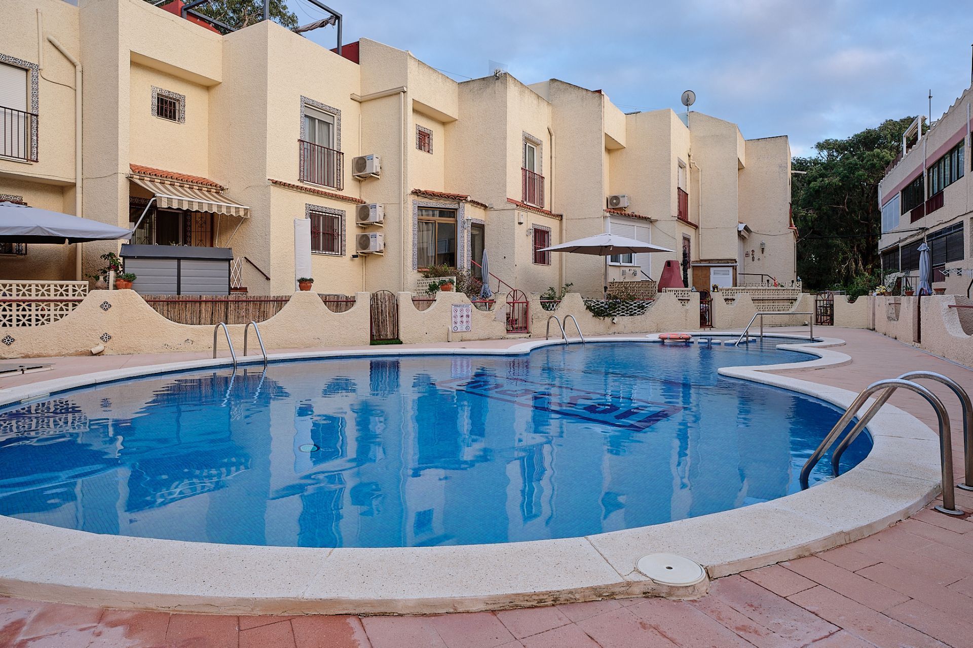 Swimming pool of House or chalet for sale in Guardamar del Segura