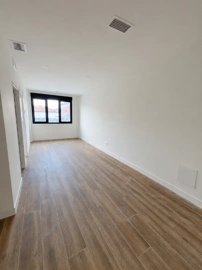Sala de estar de Piso en venta en Madrid con Aire acondicionado, Calefacción y Trastero