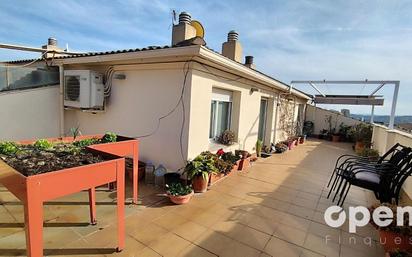 Exterior view of Duplex for sale in Terrassa  with Air Conditioner, Terrace and Balcony