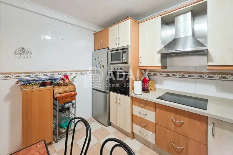 Kitchen of Houses for sale in Úbeda  with Air Conditioner, Heating and Terrace
