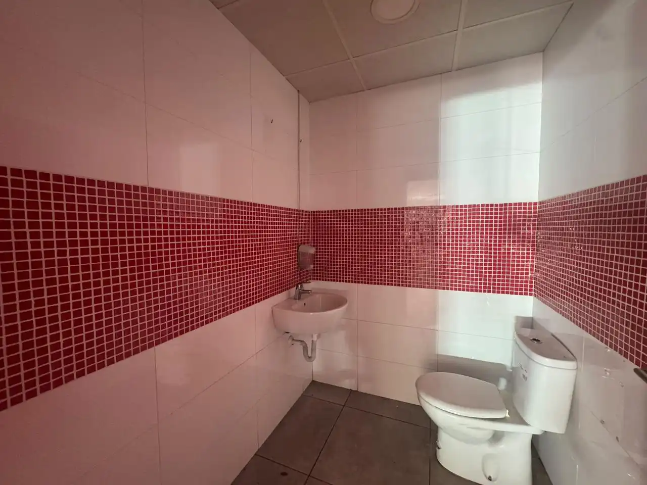 Baño de Local en venta en Córdoba