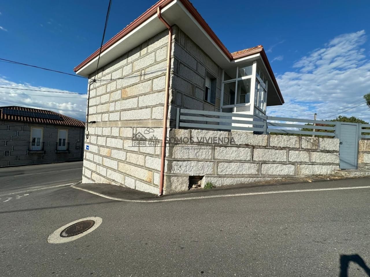 Exterior view of House or chalet for sale in Toén  with Heating, Private garden and Terrace