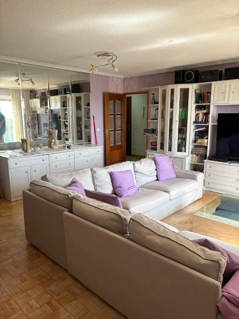 Living room of Flat for sale in San Lorenzo de El Escorial  with Heating, Parquet flooring and Storage room