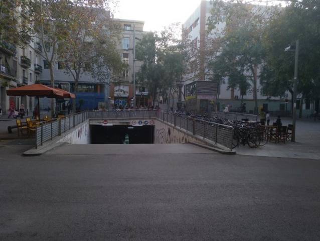 Garaje en Venta en Pz del Sortidor  en El Poble Sec - Parc de Montjuïc