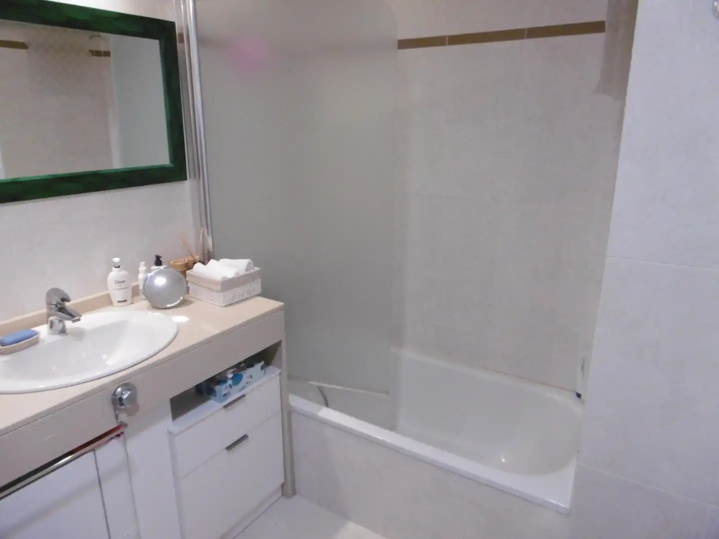 Bathroom of Study for sale in Castellón de la Plana / Castelló de la Plana  with Terrace, Storage room and Furnished