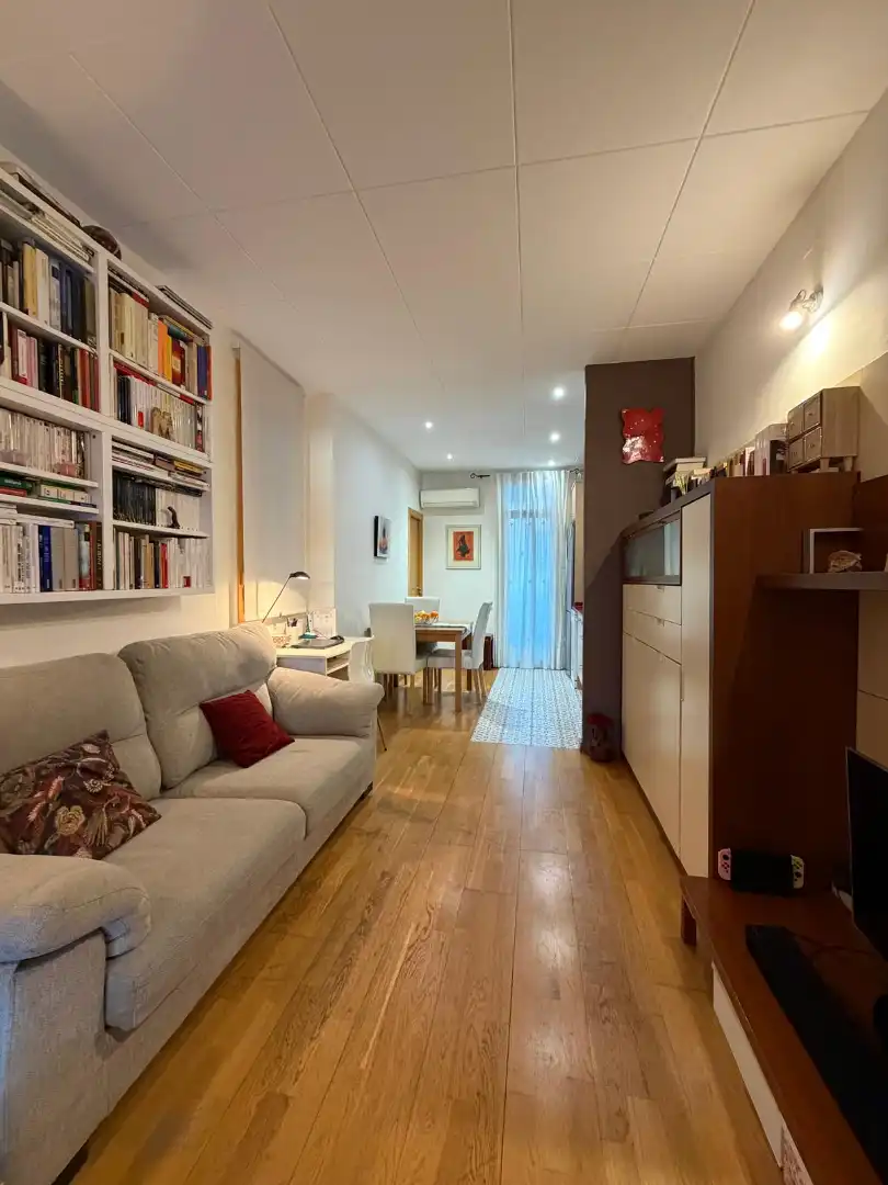 Sala de estar de Piso en venta en Barcelona con Aire acondicionado, Parquet y Trastero