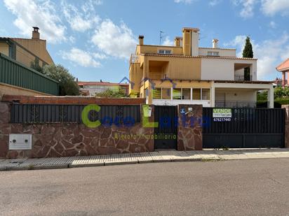 Single-family semi-detached for sale in Calle García Lorca, Santa Marta de Tormes